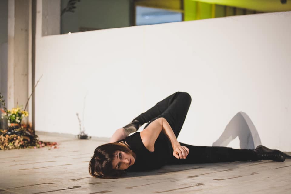 Pascale Staudenbauer ist Tänzerin. Sie unterrichtet aber auch Yoga und Tanz in Salzburg. 