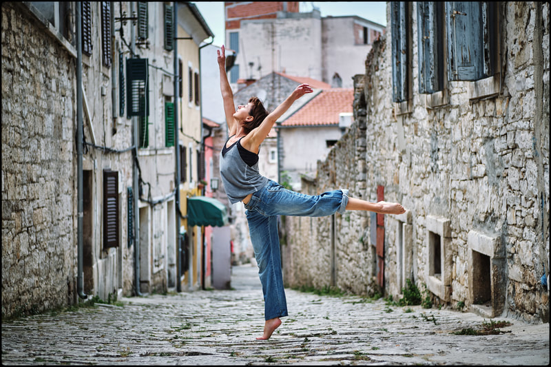 Dance with me! Pascale Staudenbauer unterrichtet Tanz und Improvisation in Salzburg. 